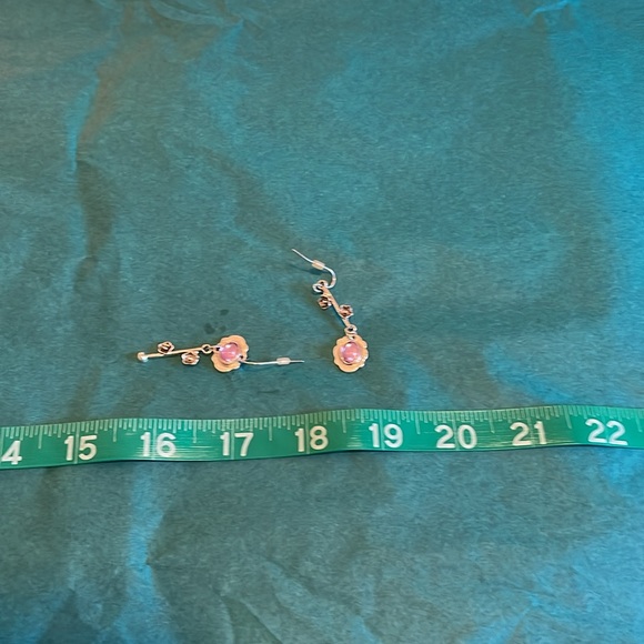 Multi Color Earring Set of 6 mixed materials. Receive all six pair in purchase. - Picture 6 of 7